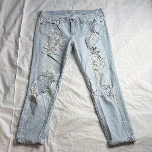 Abercrombie & Fitch Distressed Jeans Women’s 2 / 26